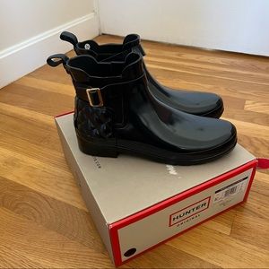 Hunter Chelsea Quilted Rain Boots | Navy Gloss | Sz 9